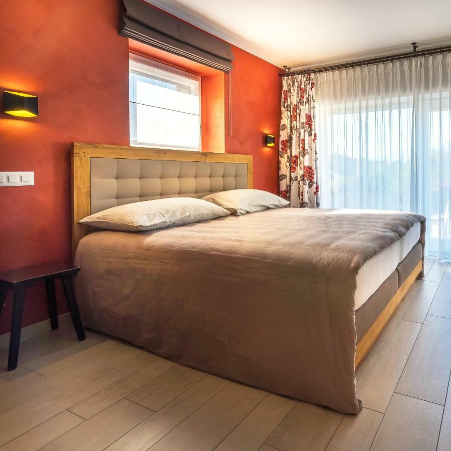 Le Manoir Vionnaz Hotel Buitenkant foto